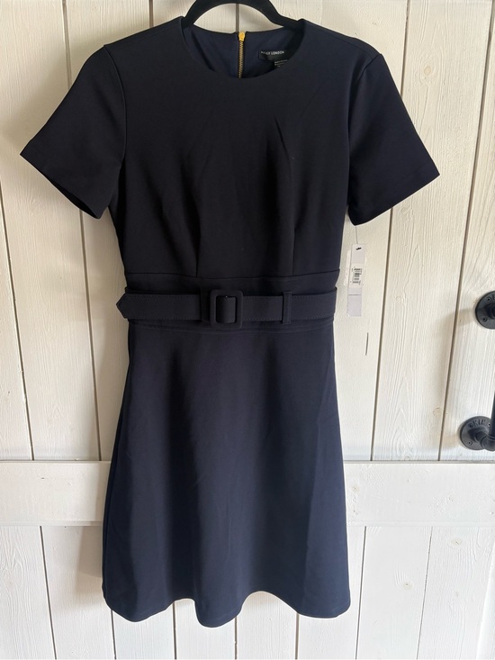 Maggy London Dresses & Skirts - Maggy London Women's Navy Short Sleeve Belted Dress